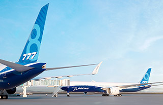 Folding raked wingtip